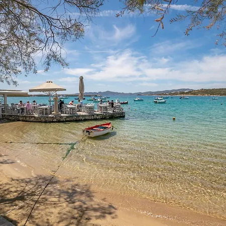 بيت للعطل Alyki Sea View باروس